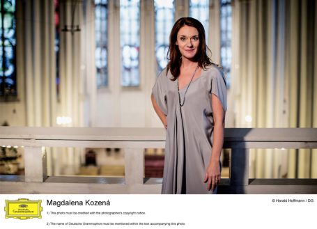 Client: Deutsche Grammophon
Talent: Magdalena Kozena
Photo: Harald Hoffmann