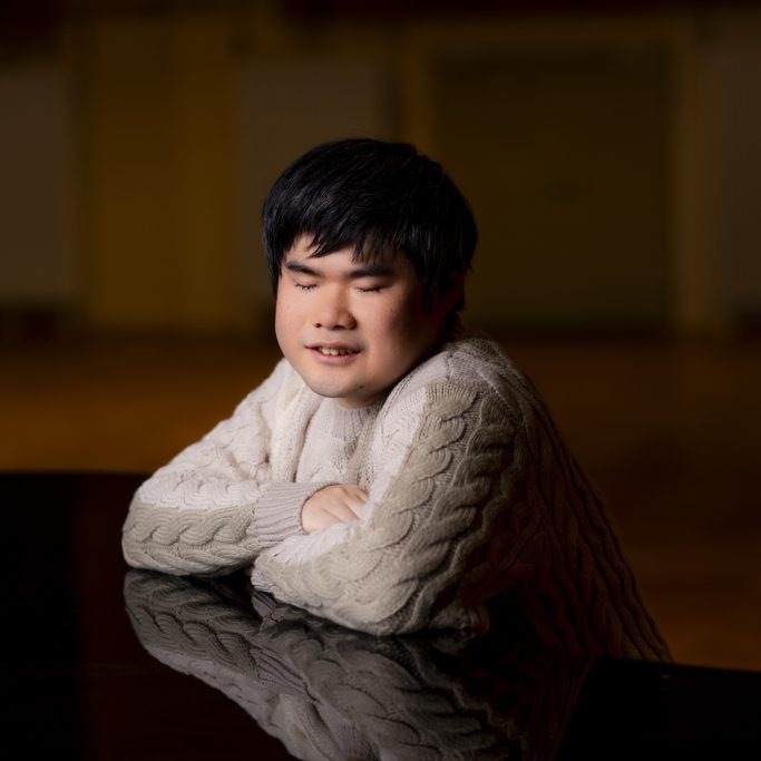 Client: DEUTSCHE GRAMMOPHON
Talent: Nobuyuki Tsujii
Photo: Harald Hoffmann